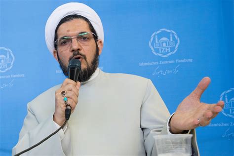 old capital of germany|Former head of Hamburg Islamic Centre ordered to leave .